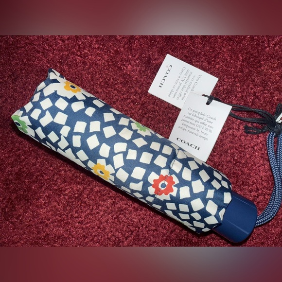 Coach Blue Floral Mosaic UV Protection Mini Umbrella- NWT - Picture 2 of 2